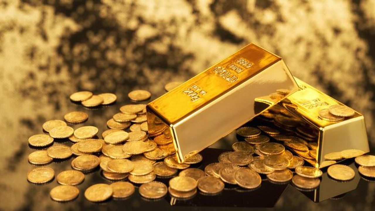 Altın fiyatları tüm zamanların en yüksek seviyesinde! Çeyrek altın zirveye çıkıyor, yatırımcıları heyecanlandırıyor!